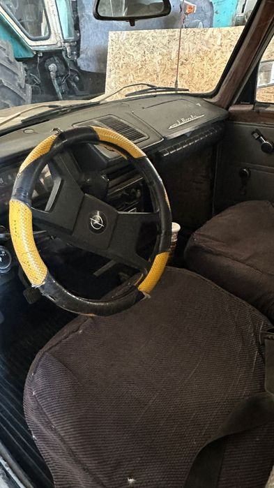 Продам москвич ..