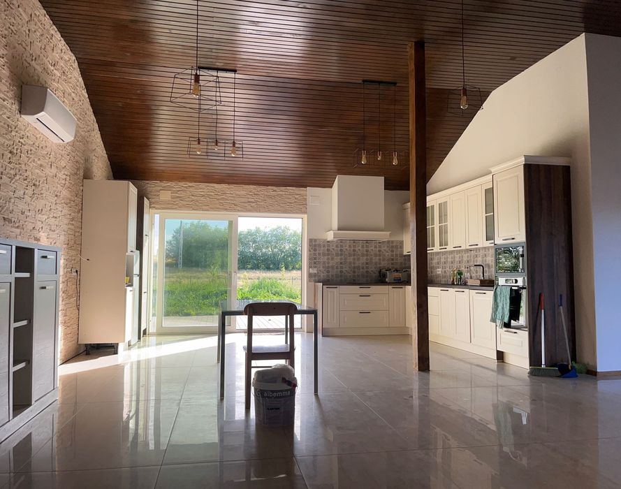 Casă de vânzare/judetul Suceava