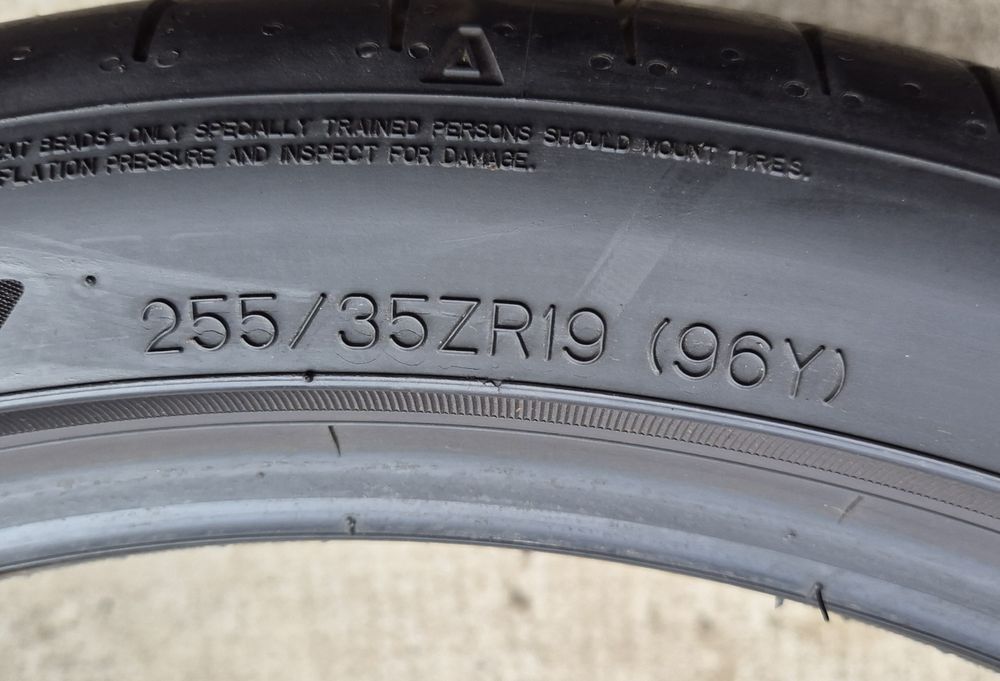 Set 2buc 255/35 R19 96Y XL Falken Azenis FK520 vară