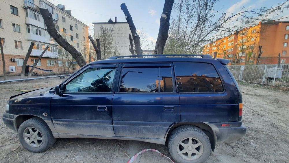 Продам Mazda mpv