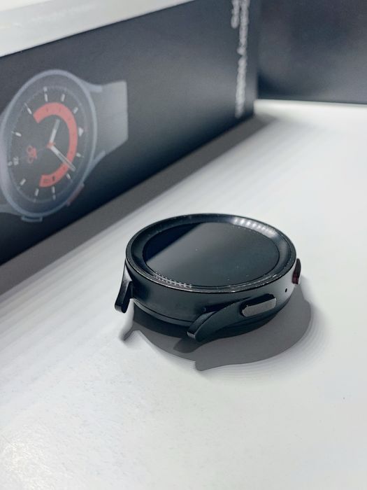 Samsung Galaxy Watch 5 Pro LTE 45mm Negru - Fullbox, Ca Nou + 3 Curele