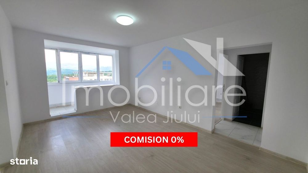 Apartament 3 camere – Vulcan, Str. Nicolae Titulescu, Etaj 8, Renovat — fotografia 1
