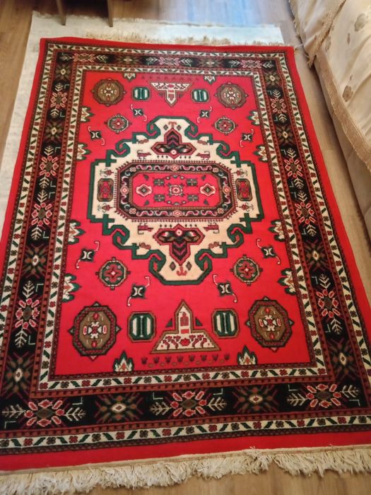 Продам 2 ковра за 6тыс