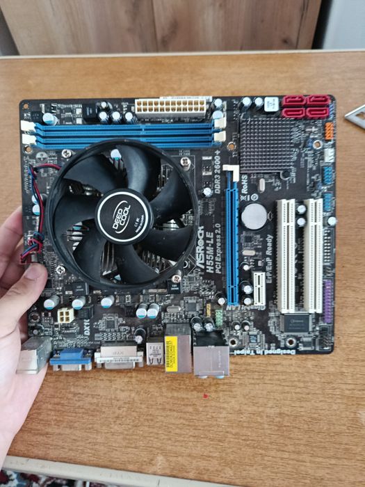 Материнская плата