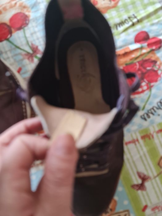 Ghete de dama Clarks