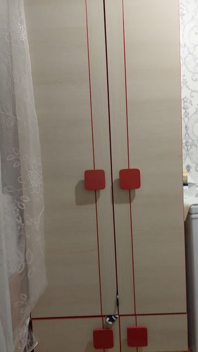 Продаю гарнитур