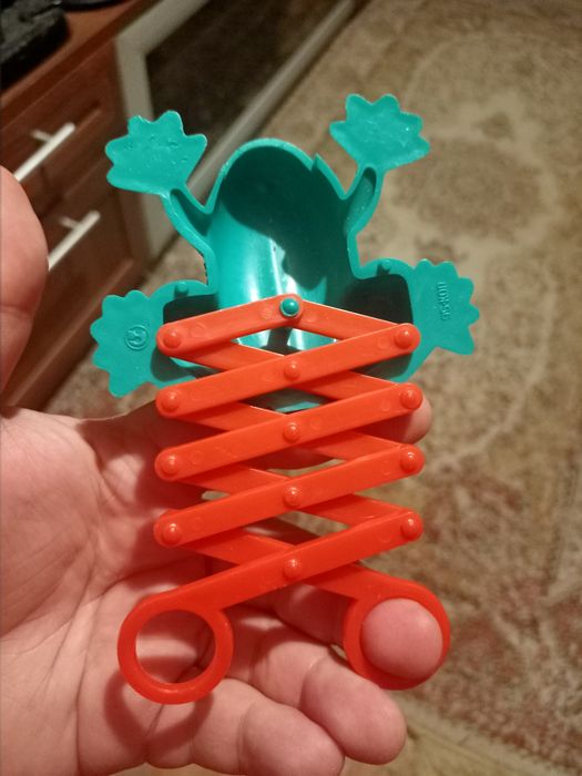 Игрушка лягушка ссср