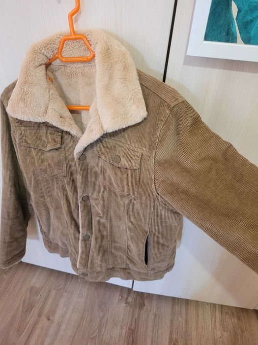 Дамско яке размер М