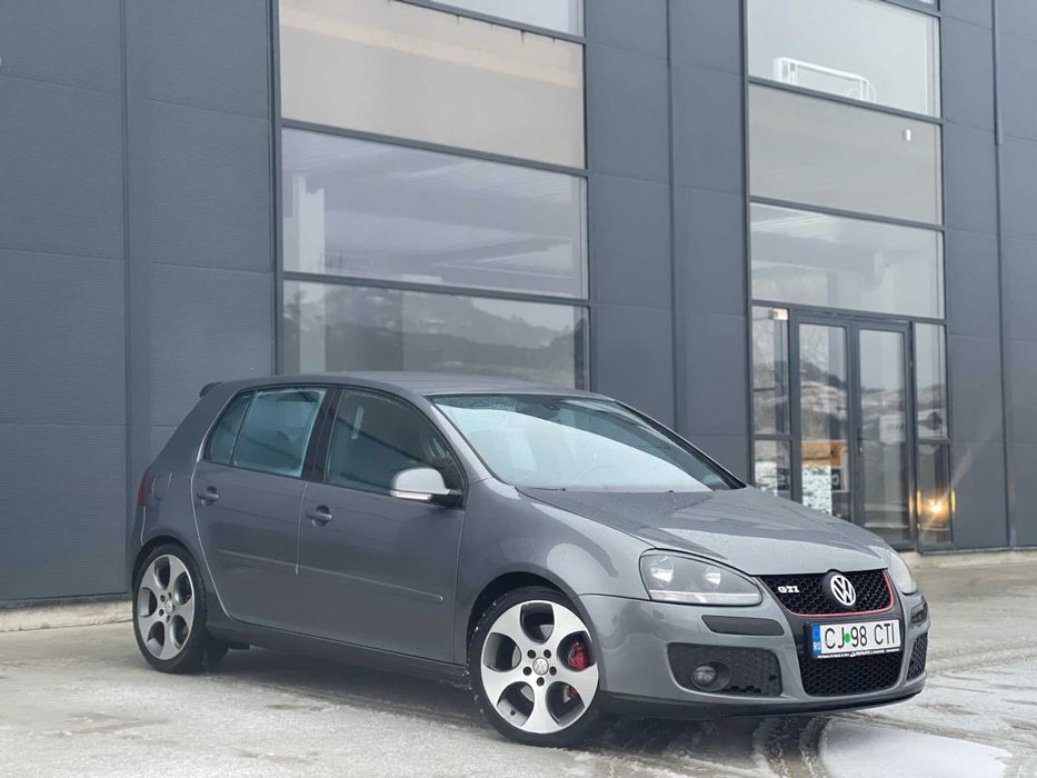 Volkswagen Golf 5 GTI 2.0 TFSI / cutie manuala