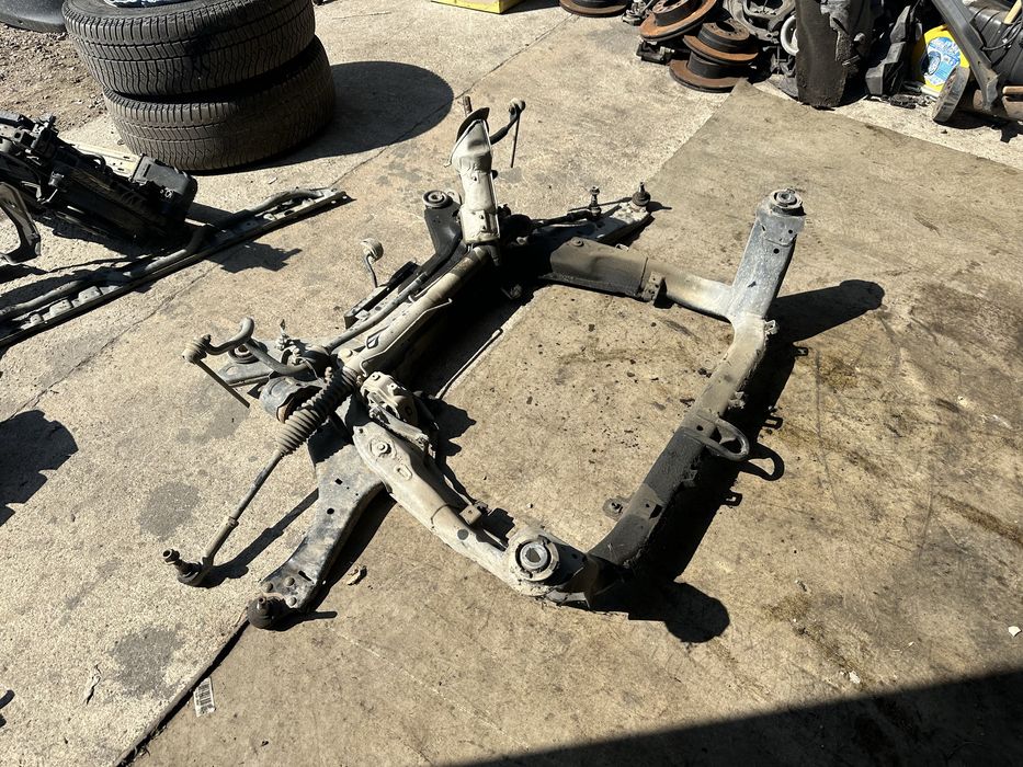 Преден мост за Ленд Роувър Фрийлендър 2 след 2006г.!