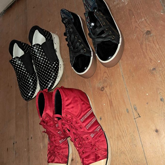 Set Adidas Sleek Series, tenisi si pantofi. Pret pt toti 3