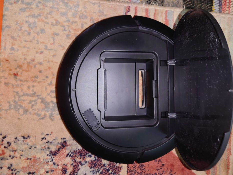 Прахосмукачка робот с моп нова