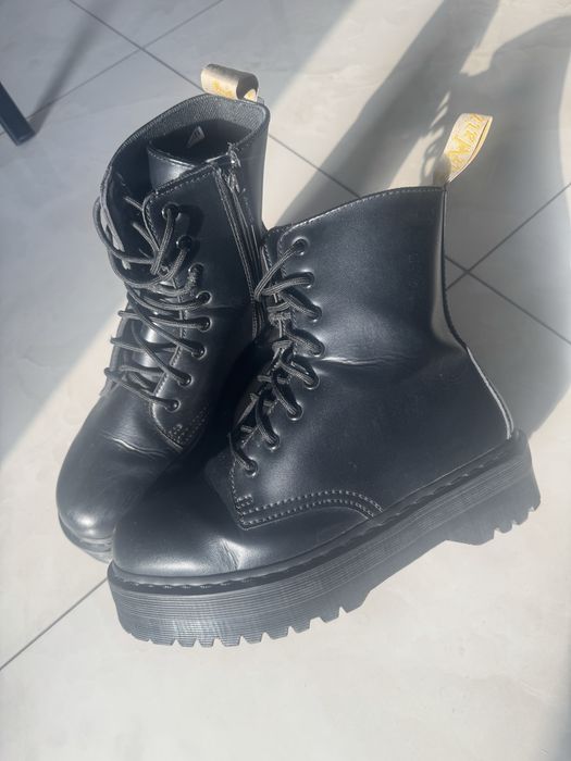 Боти Dr.Martens