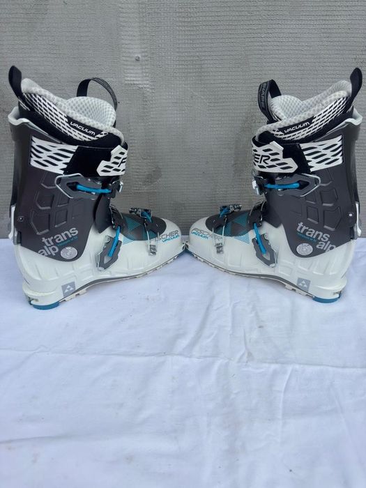 Clapari ski schi tura skimo Fischer Transalp Vacuum W TS Carve marime EUR:41 Mondo:26.5 last:102