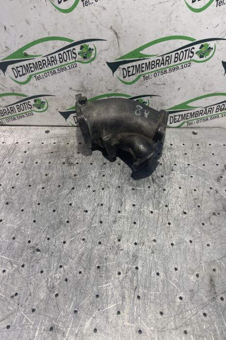 Teava galerie admisie 059 145 997 D Volkswagen VW Touareg generatia 1