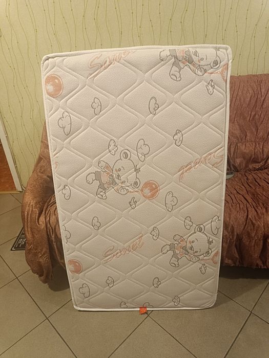 Детски матрак двулицев