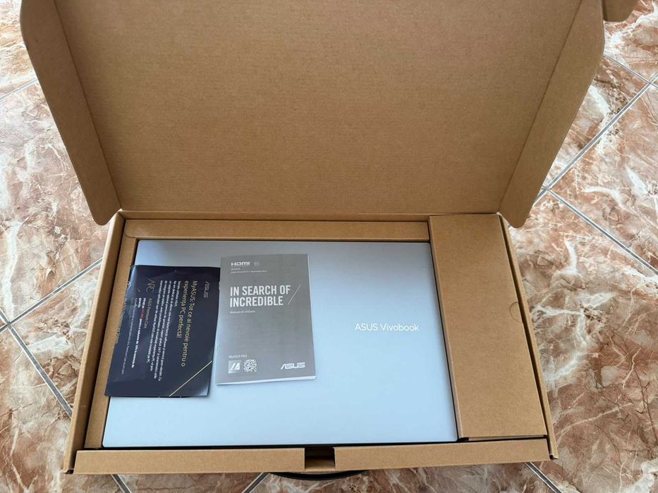 Vand laptop ASUS Vivobook X1502ZA nou
