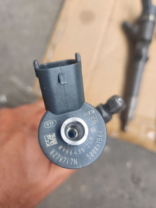 Injectoare2.3/ 3.0 euro 6 iveco Daily