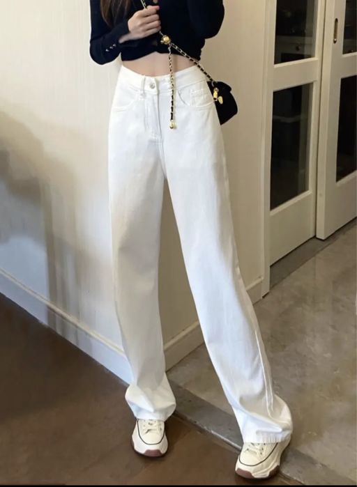 Продам белые джинсы деним