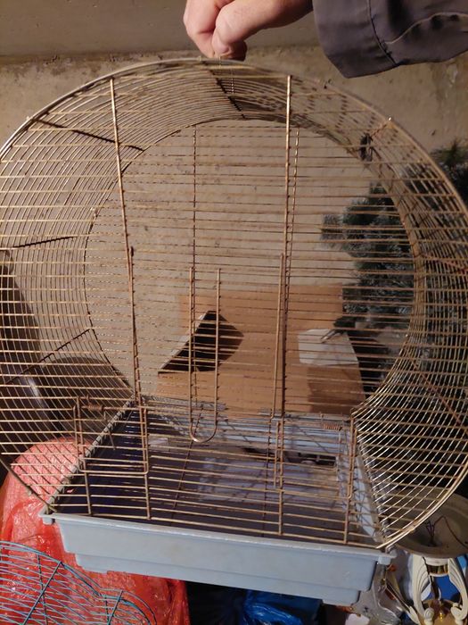 Клетки для папугаев