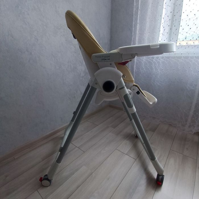 Продам стульчик шезлонг Pegperego