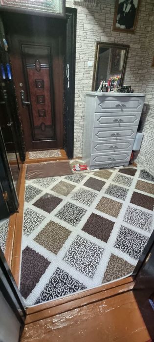 Eshonguzar hokimyat yonida