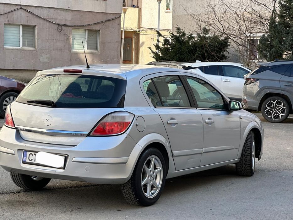 De vanzare opel astra h motor 1.7 cdti