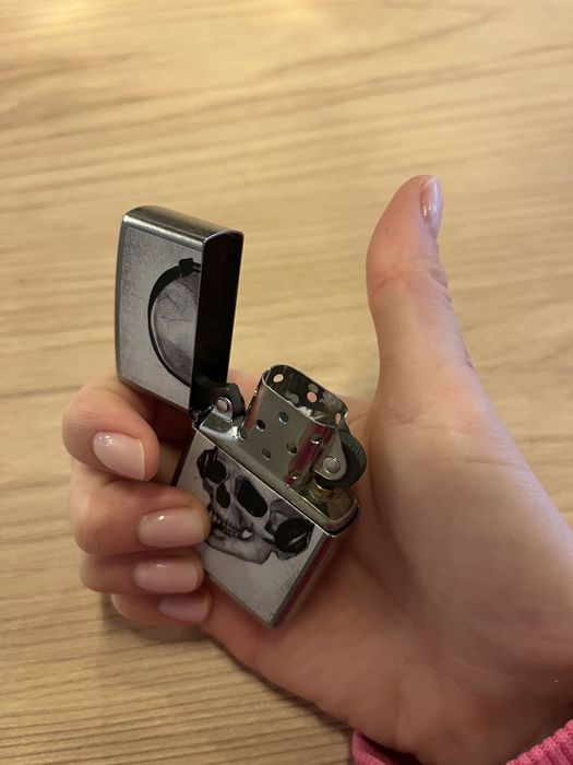 Bricheta Zippo Skull Headphones