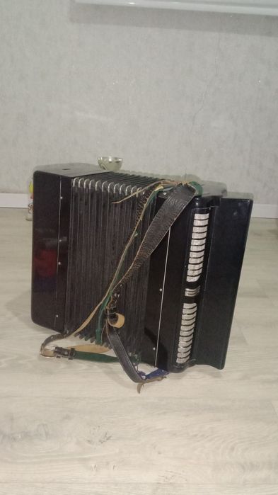 Продам Баян этюд