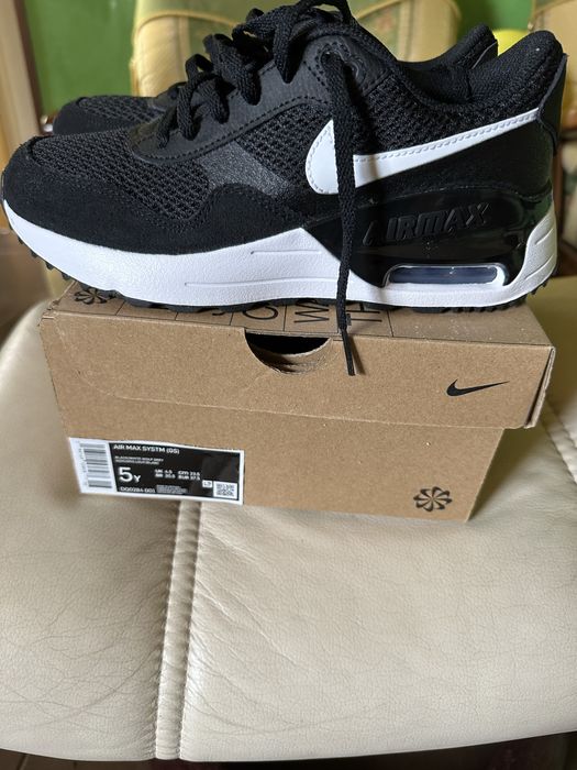 Оригинални маратонки Nike