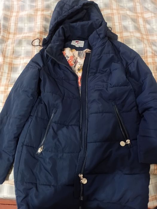 Продам куртки б/у