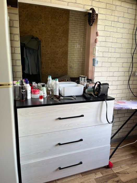 продается комод, в отличном состоянии