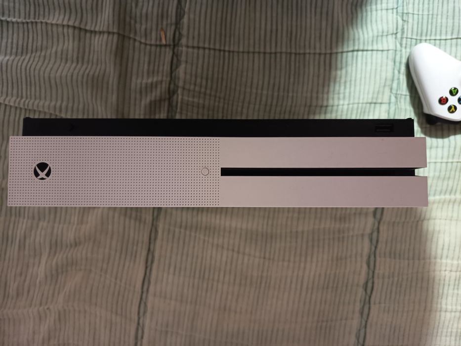 Xbox one s 1000gb Vând/Schimb