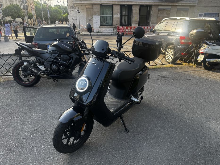 Scuter electric Niu NQI GTS 2024