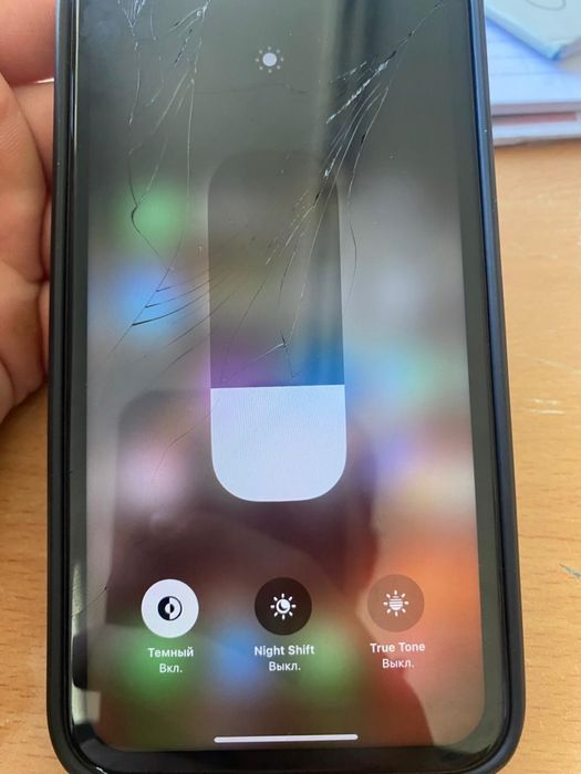 Айфон Хр 64гб все работает