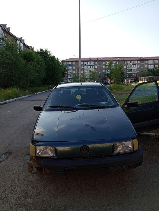 Автомобиль Пассат Б3 1,8 моно.1989г.