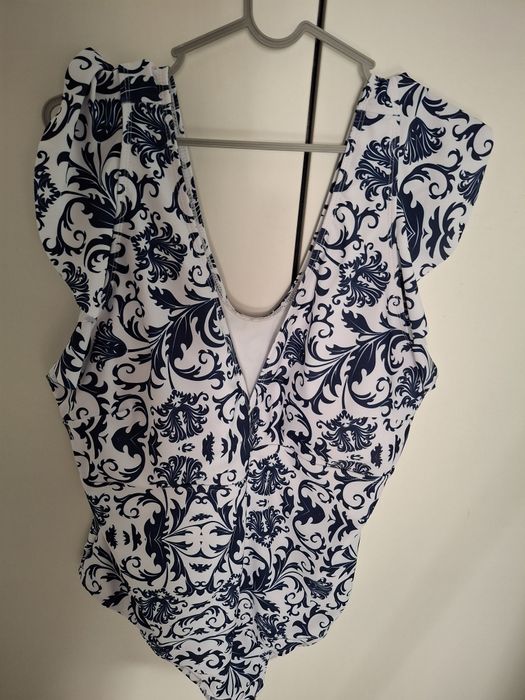 Женское белье купальники