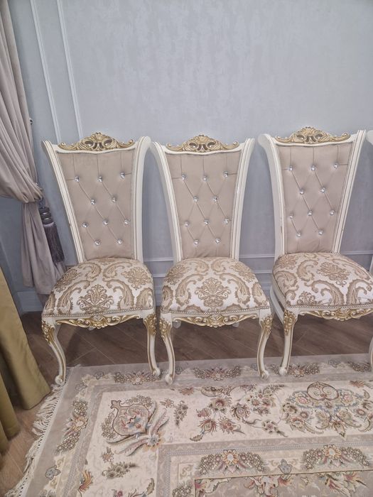 Продам стулья для стола