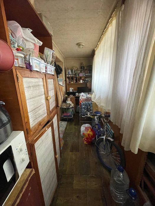 Продаётся Квартира 2х ком 1 этаж, в Янгиюле на Гидролизном