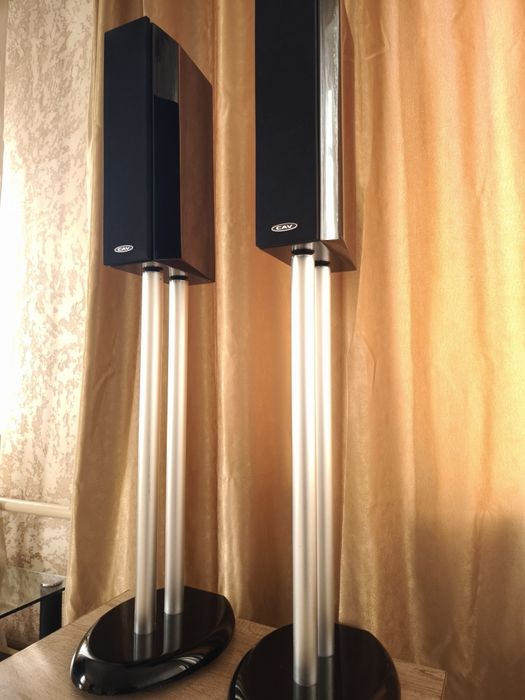 Продам тыльную акустику фирмыCAV