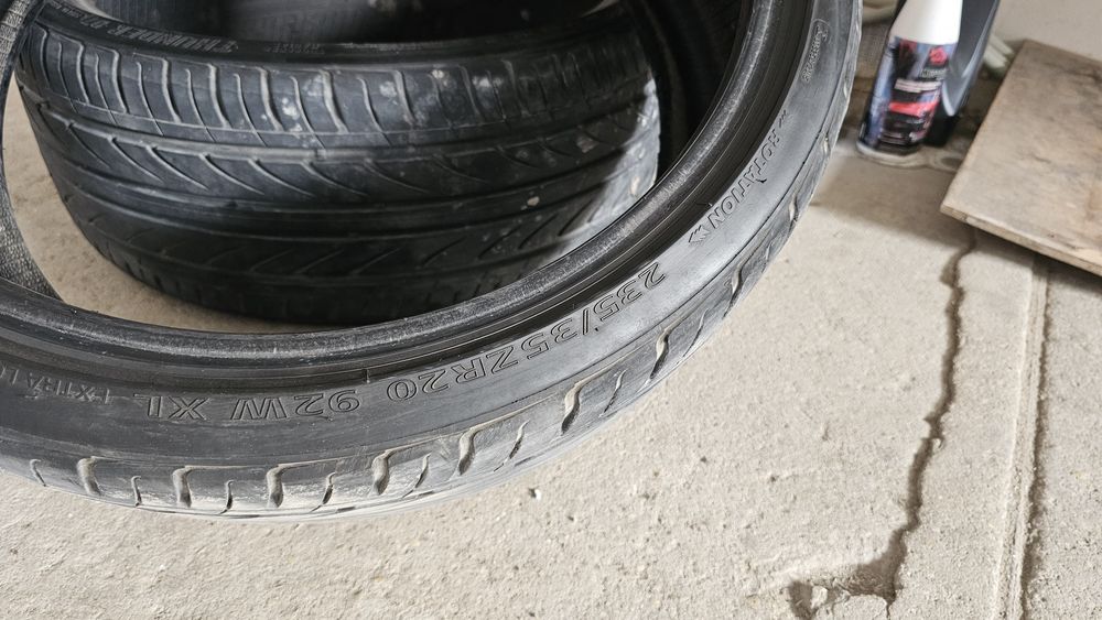 Резина лето 235 35Z20