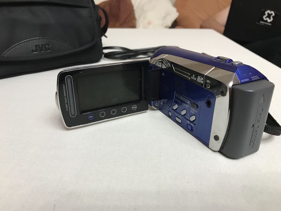Камера JVC GZ-MS120AAG в отличном состоянии