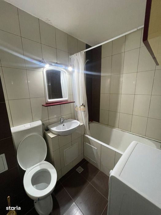 Garsoniera | Decomandata | 28 mpu +4 mp balcon | Zona Piata Marasti