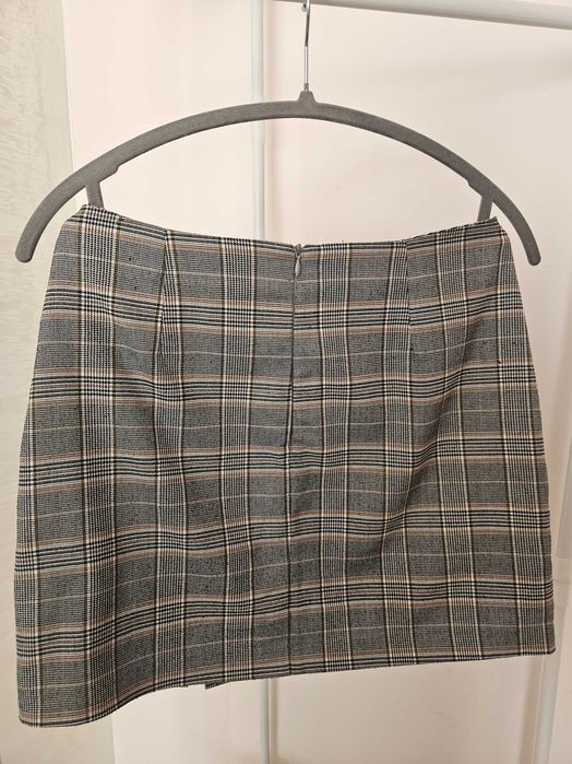 Карирана мини пола от Pull & Bear
