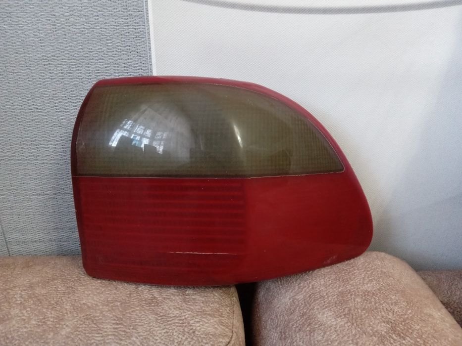 Задний фонарь Опель Омега Б правый