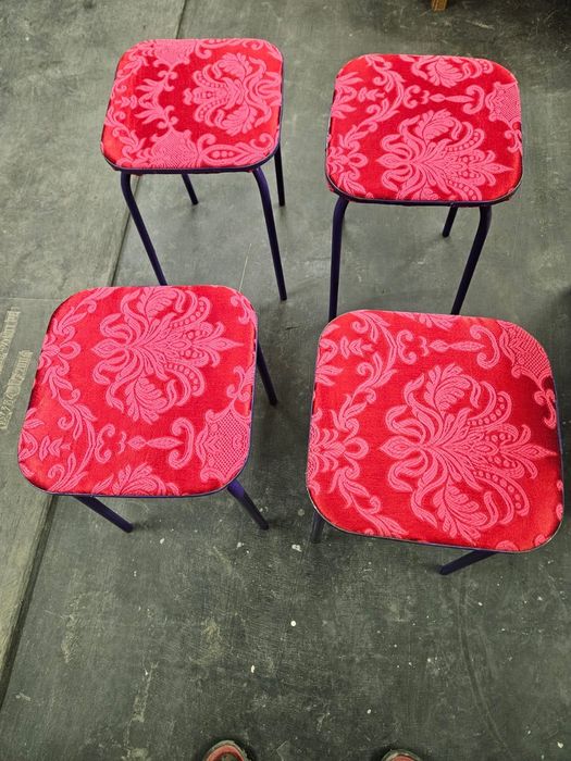 Удобные и красивые Табуретки