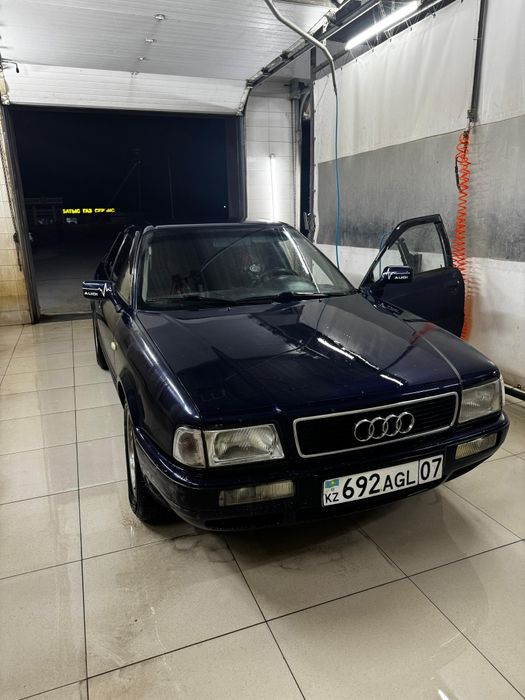 Продам ауди 80 б4 2.6 автомат 1.7лиион