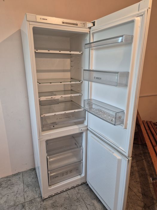 Продам холодильник б.у Бощ