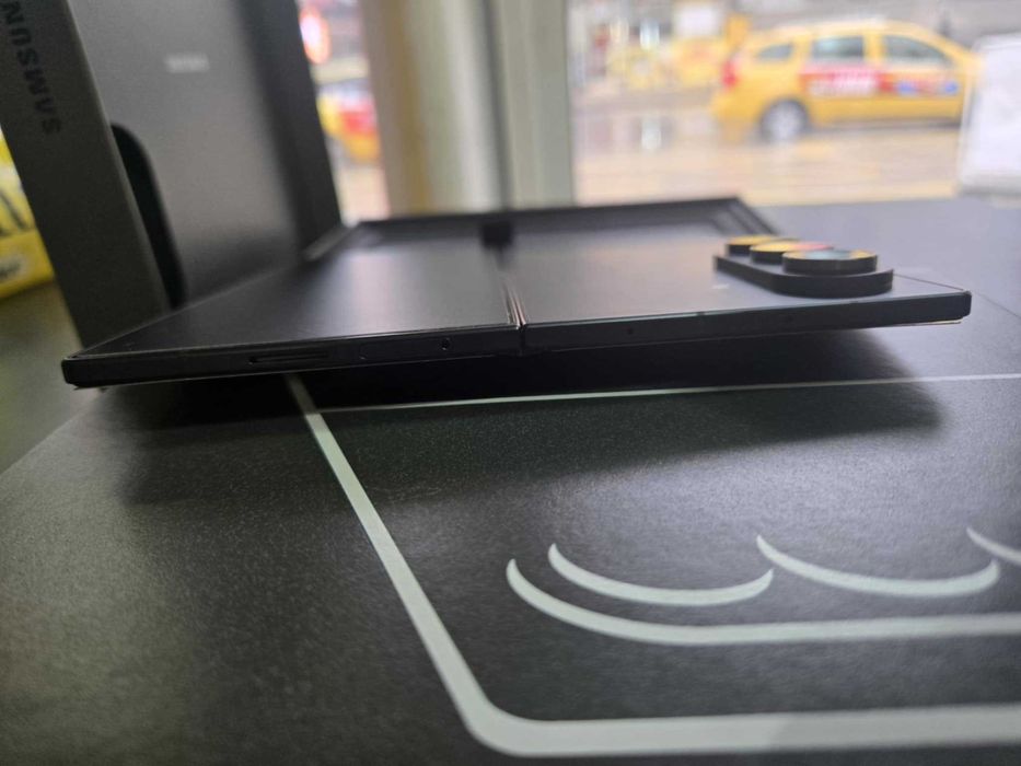 Samsung Z fold 7 12/256gb Чисто нови!