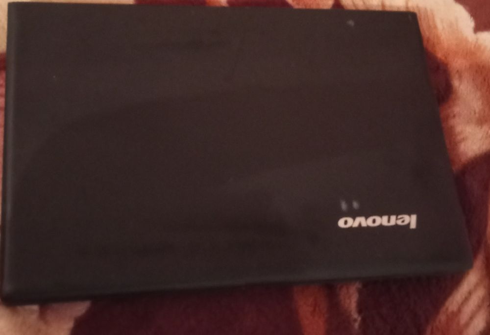 Продам ноутбук сгорел экран